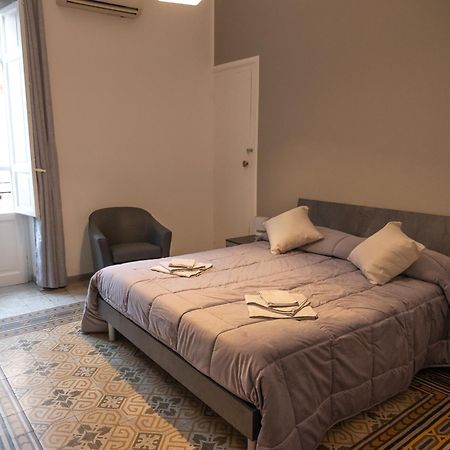 Pacini Deluxe Apartment Palermo Exteriör bild