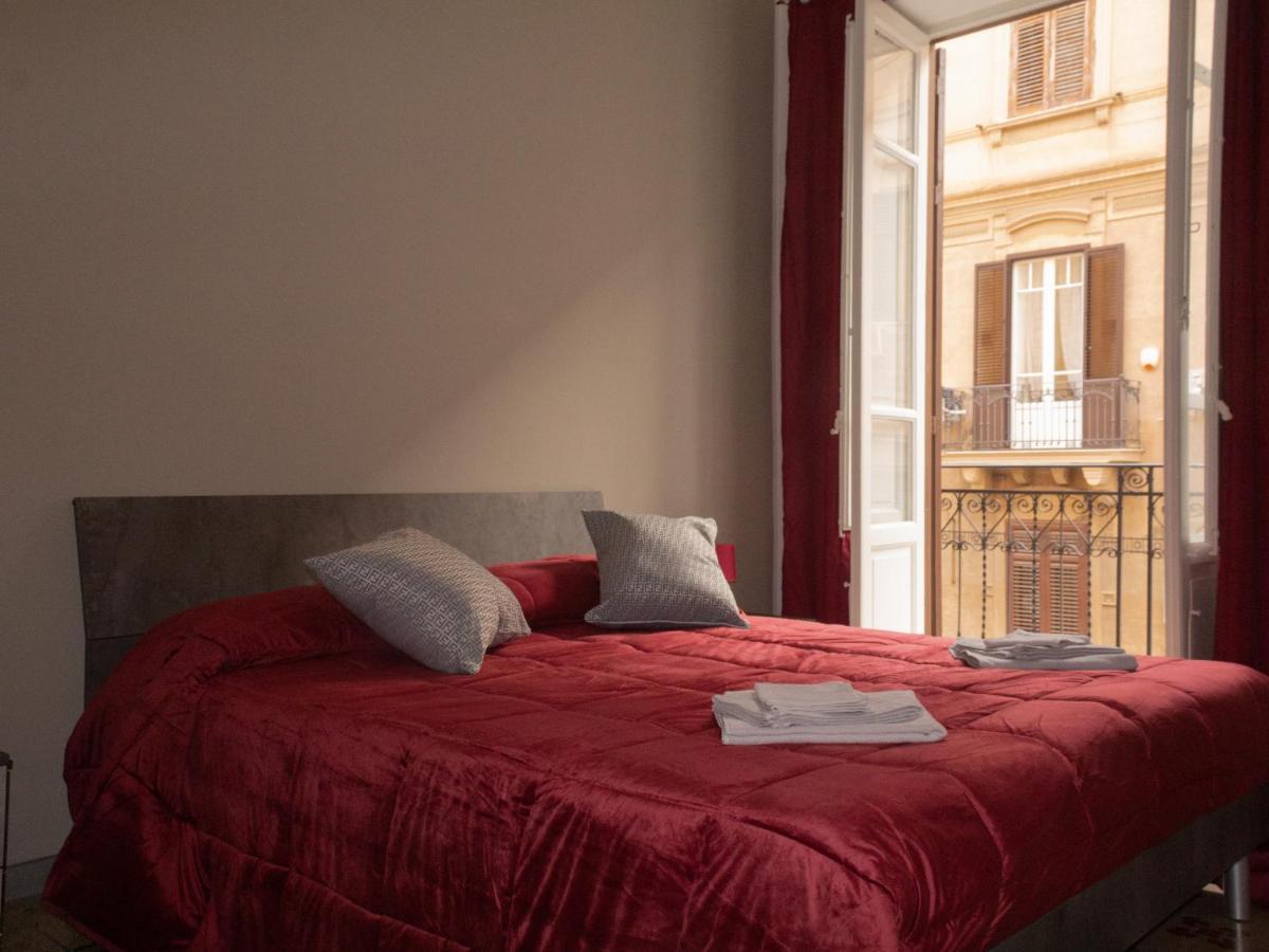 Pacini Deluxe Apartment Palermo Exteriör bild