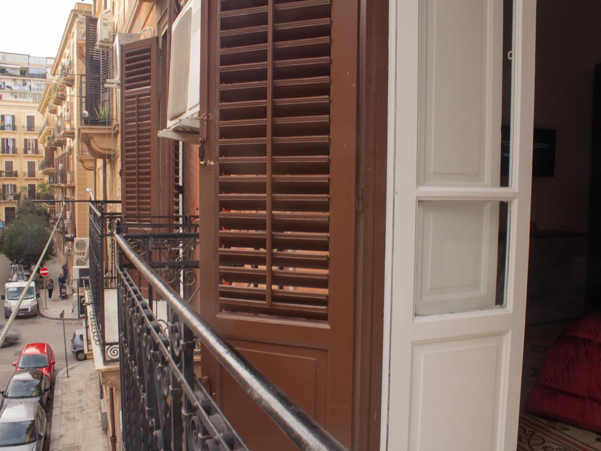 Pacini Deluxe Apartment Palermo Exteriör bild